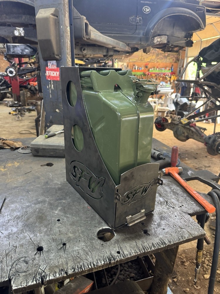 Single Jerry Can Holder With Locking Mount Race Trailer