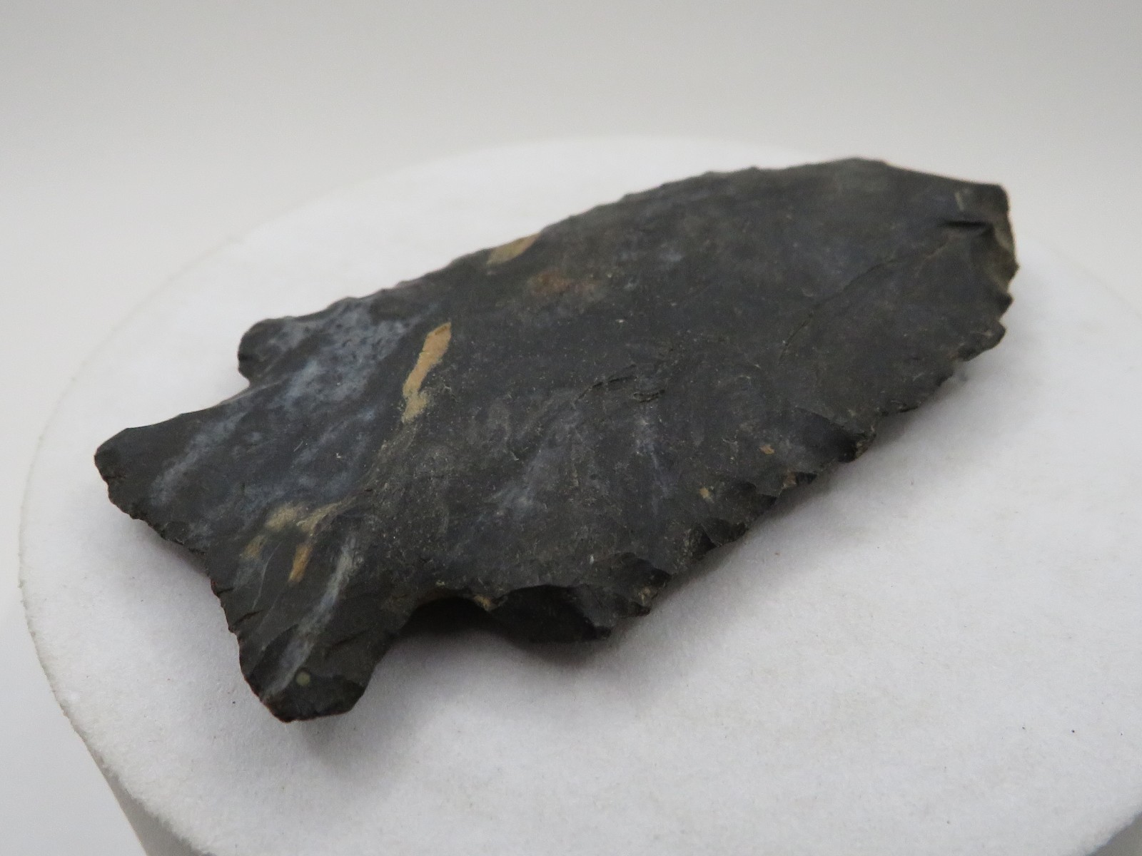 AUTHENTIC INDIAN ARROWHEAD 2 3/8" PROJECTILE PALEO OBSIDIAN POINT OHIO RIVER