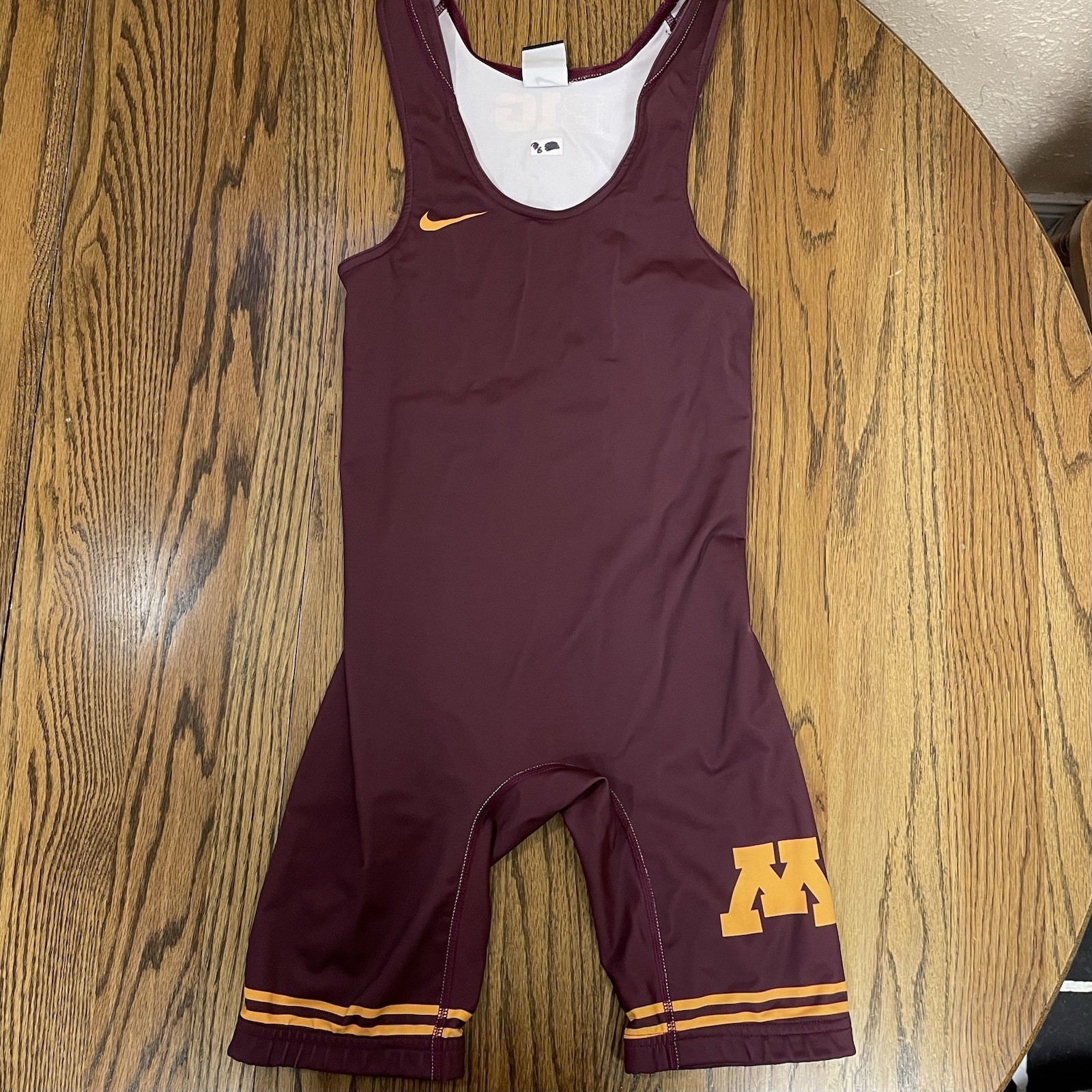 Nike Minnesota Gophers Wrestling Singlet Sz Medium Team Issued NCAA Player Worn