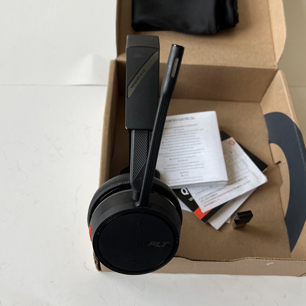 Plantronics Voyager 4210 UC Headset MISSING USB CABLE - wireless CUSTOMER RETURN