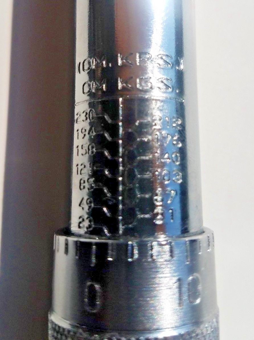 1/4 Inch Professional Drive Click Type Ratcheting Torque Wrench