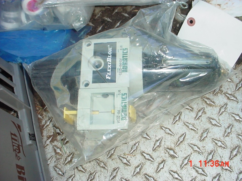 Numatics VS32-04 / C32D-04MQV   Flexiblok Regulator Assembly