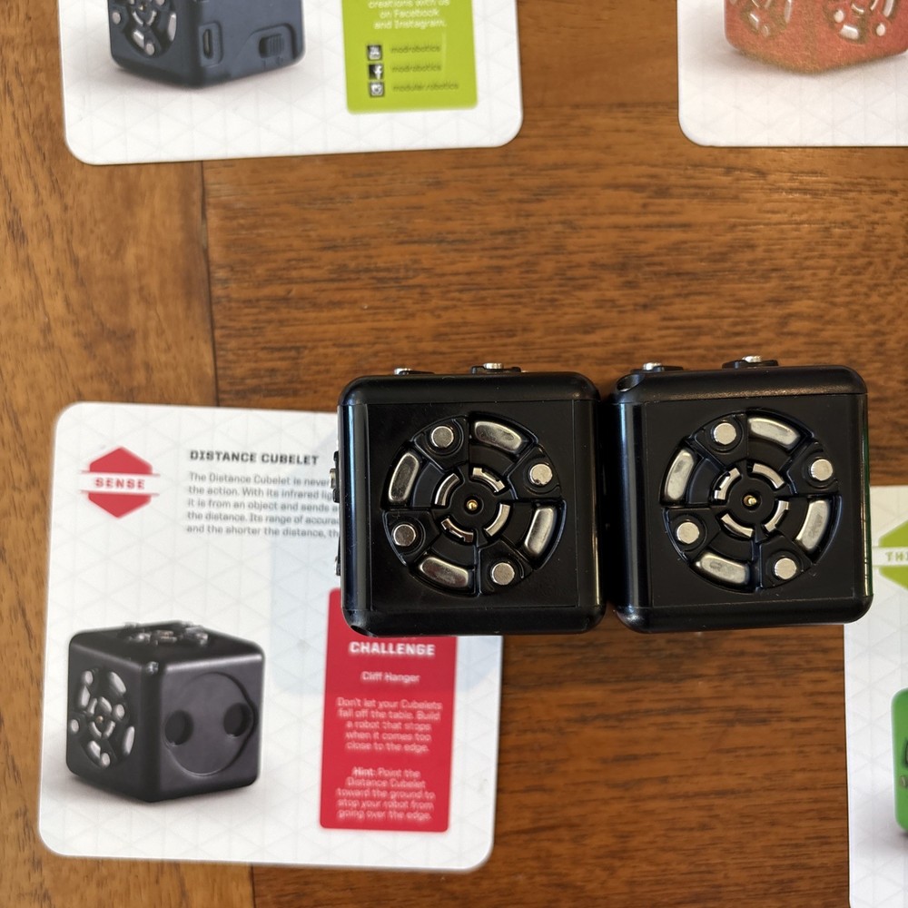 Lot of 10 Working Modular Robotics Cubelets + 2 Nonfunctional Cubelets