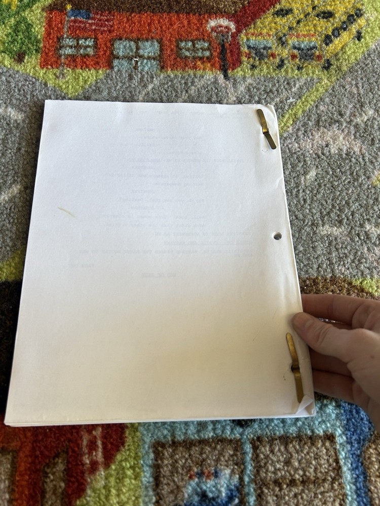 Cybill Pilot Episode Chuck Lorre Final Draft 1994 Original Script Tv Show