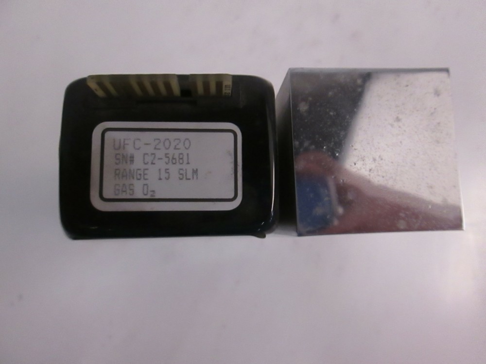 Unit UFC-2020 Mass Flow Controller, O2, 15 SLM, 1/4" MVCR, Used