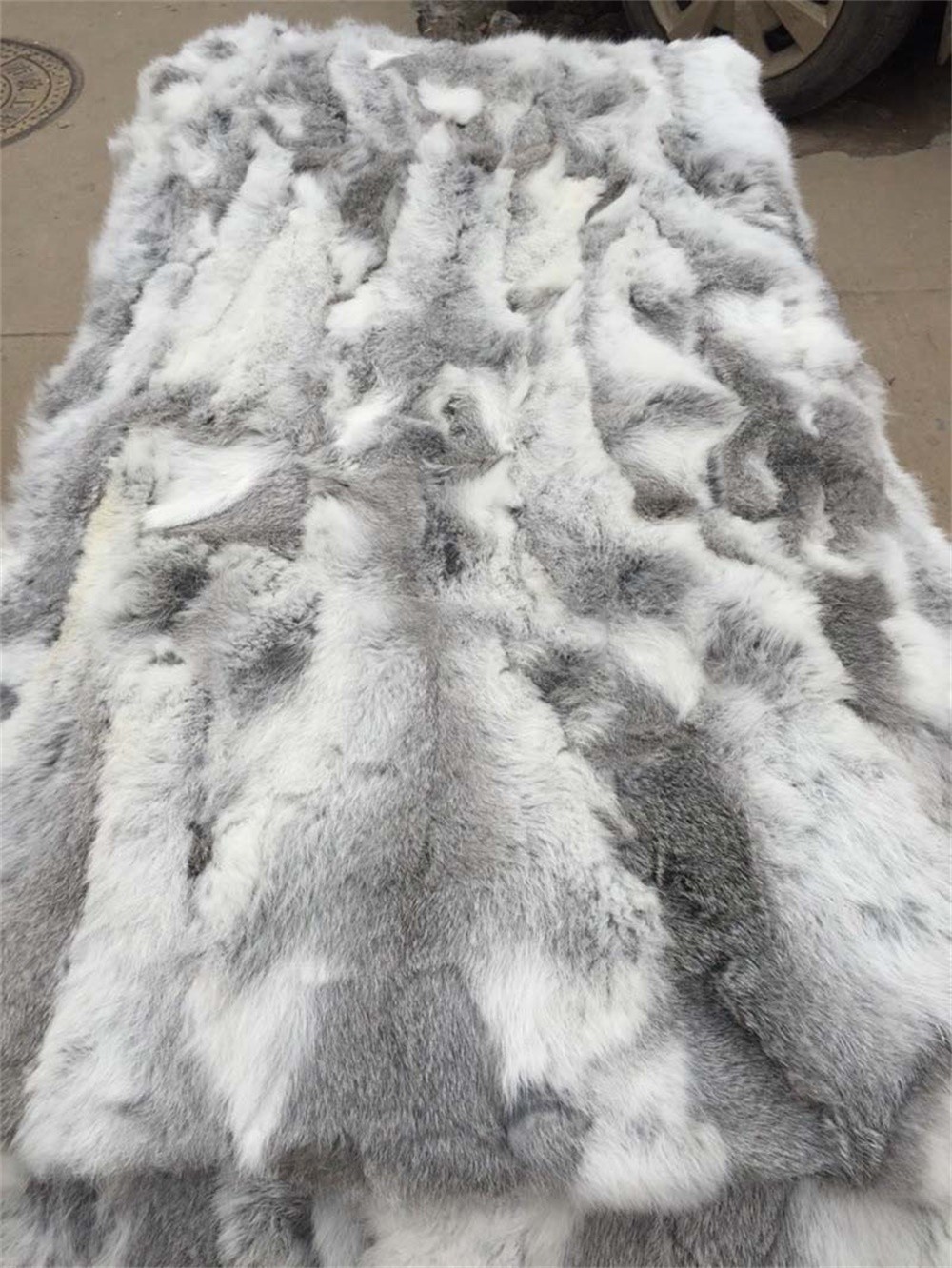 Real Rabbit FUR Throw Blanket Patchwork Skin Fur Rug 42" x 22" Pelz Leather Pelt
