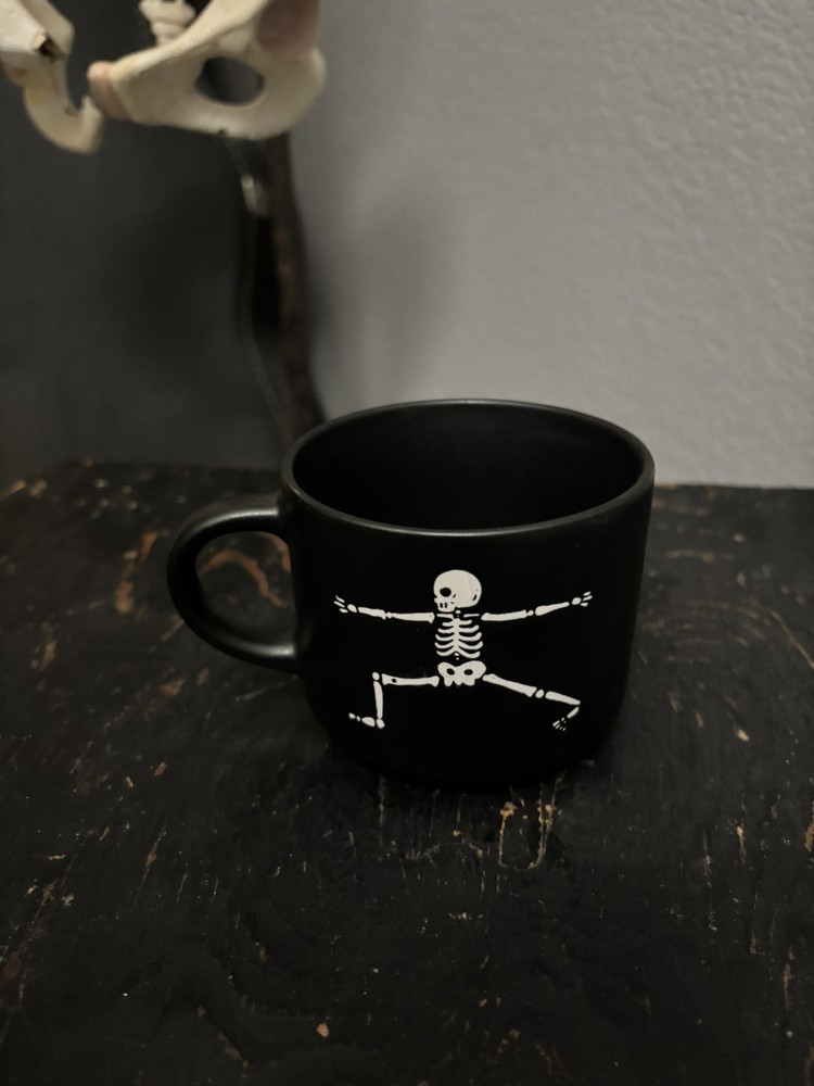 Prima Design Halloween Coffee Mugs Skeleton Yoga Pose 4 Set Stackable Caddy