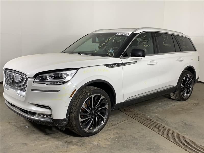 Camera/Projector Camera Windshield Mounted Fits 20-24 AVIATOR 2373236