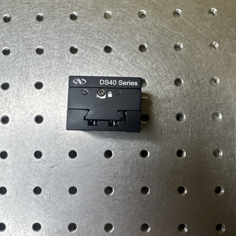 Newport DS40 XY Linear Stage, Compact, Dovetail