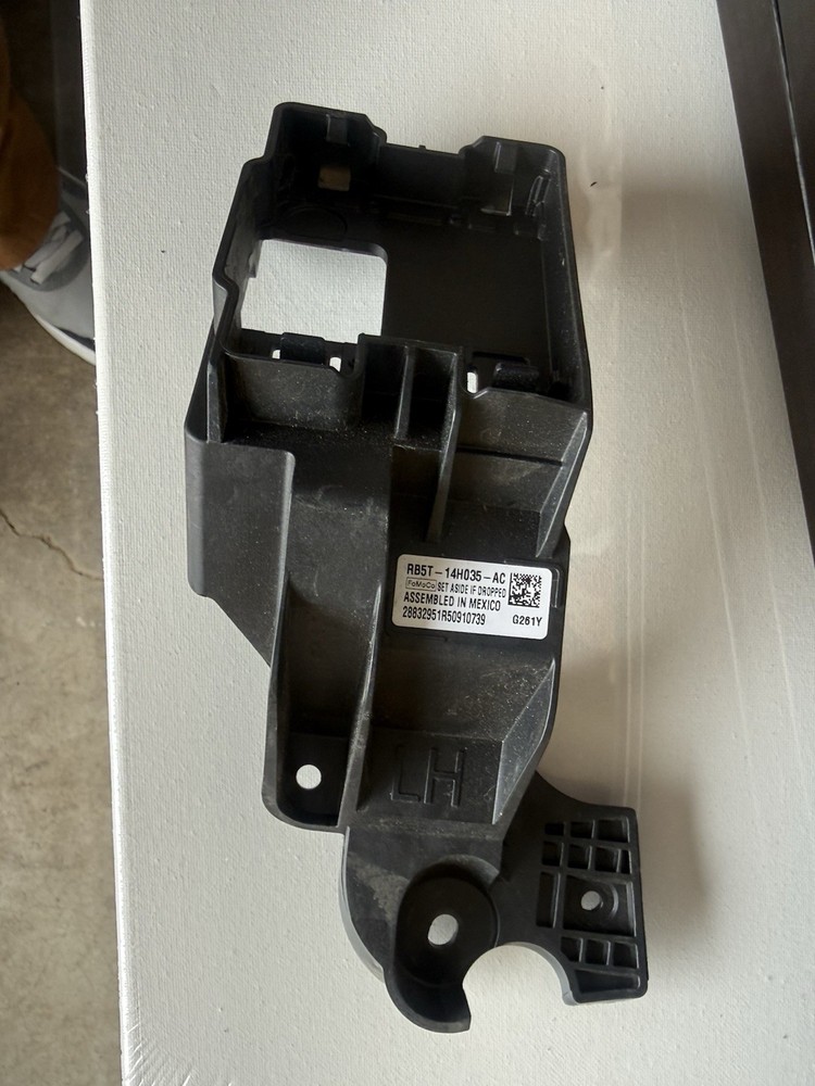 2025 Explorer Sensor,Blind Spot Left Side With Bracket OEM ML3T-14H031-AK