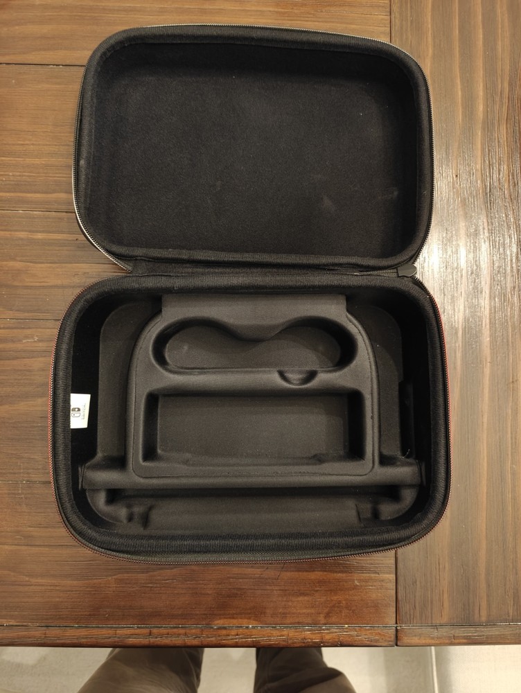 NINTENDO SWITCH HARD TRAVEL CASE w/Pouch