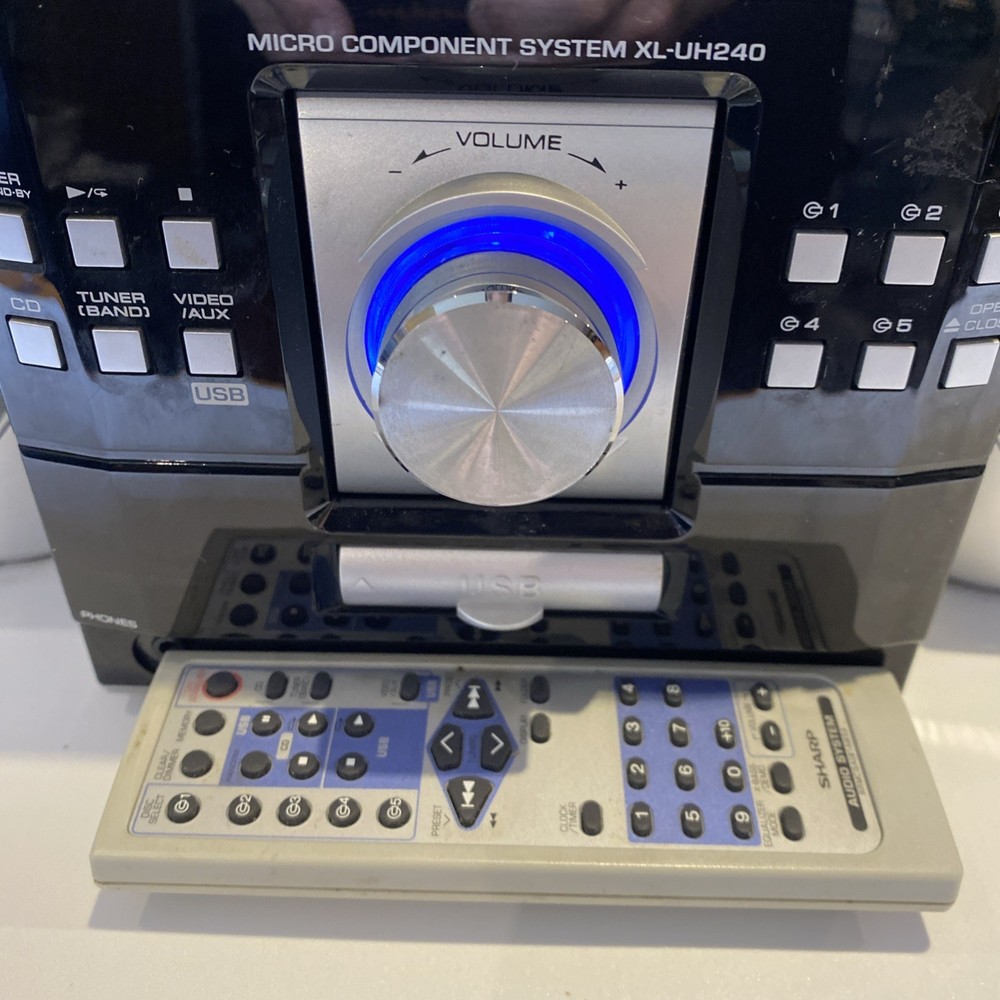 Sharp Micro Stereo System 5 CD Player / MP3 / Video / Aux / USB Model XL-UH240