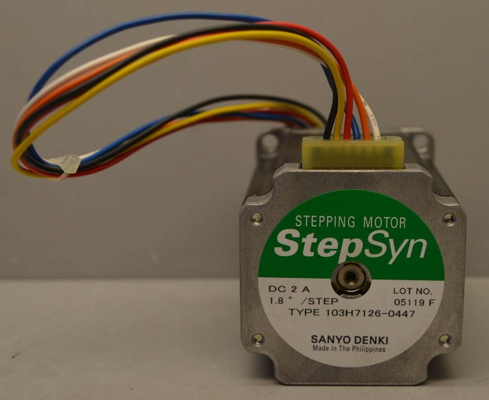 Sanyo Denki Step-Syn Stepping Motor 103H7126-0447 ++ NICE ++