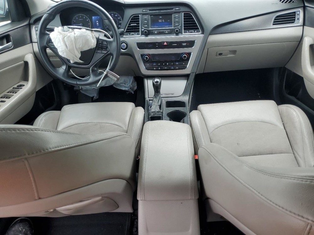 SONATA 2015 Glove Box 4721044