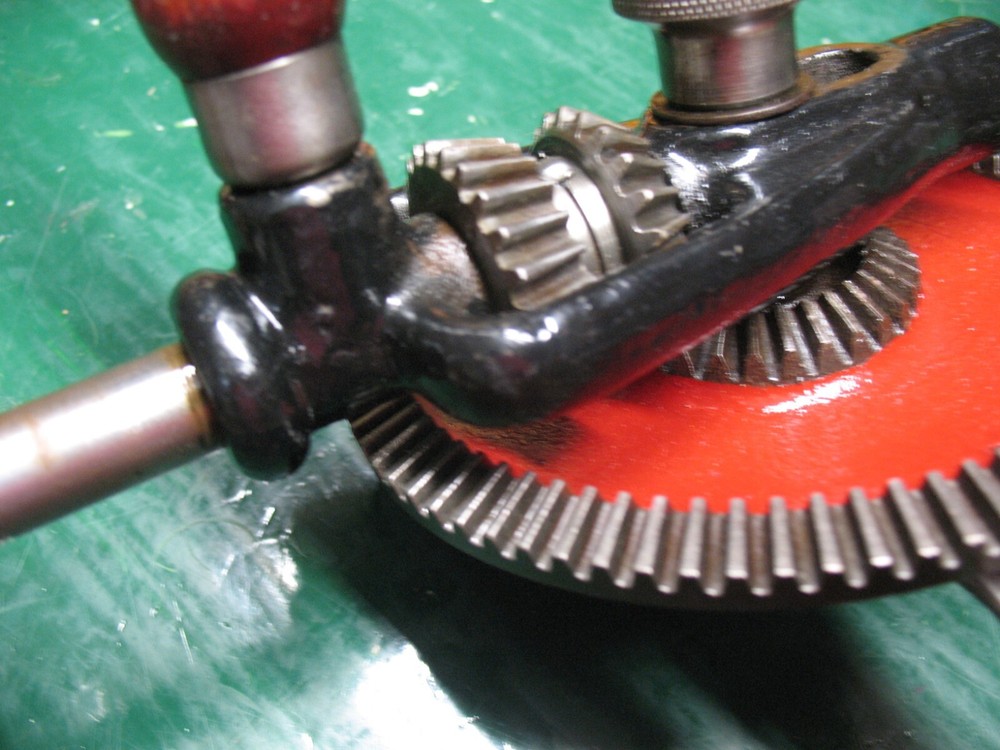 FULTON 107.1 2 SPEED SHOULDER CRANK DRILL NICE