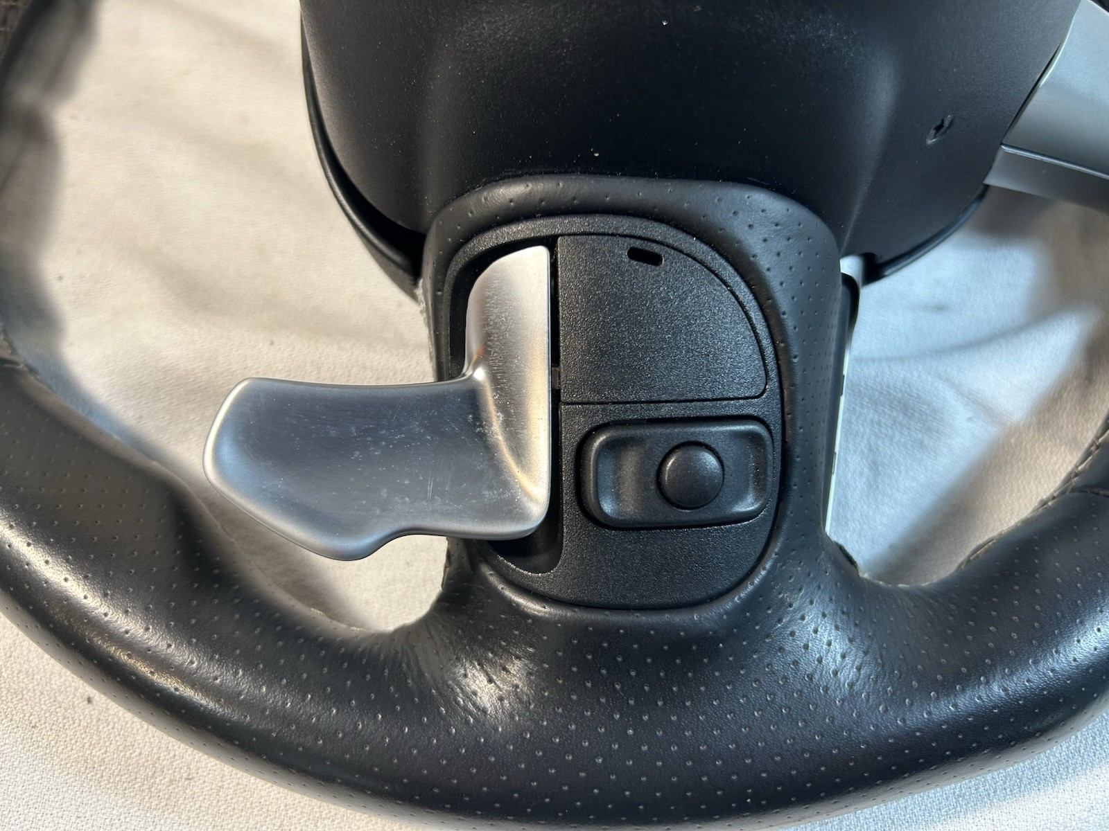 2021 Dodge Charger HELLCAT Steering Wheel Assembly COMPLETE OEM USED