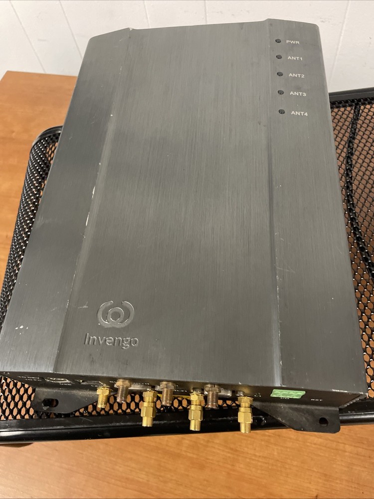 Invengo CCRF-860 RFID Reader 4ANTENA, 4.5M RANGE, SERIAL/EThernet , Bluetooth p/