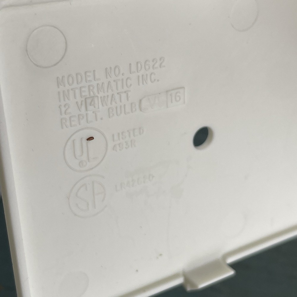 Intermatic Malibu LD622 Compact Surface Deck Mount Light 2.5"x5.75" NEW NOS