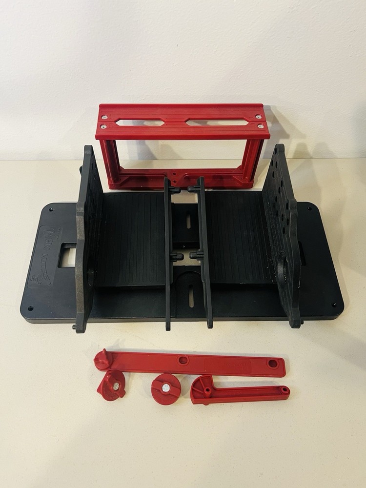Magic Mitre Saw Kit Model 210 Cuts Perfect Angles in Seconds No Saw
