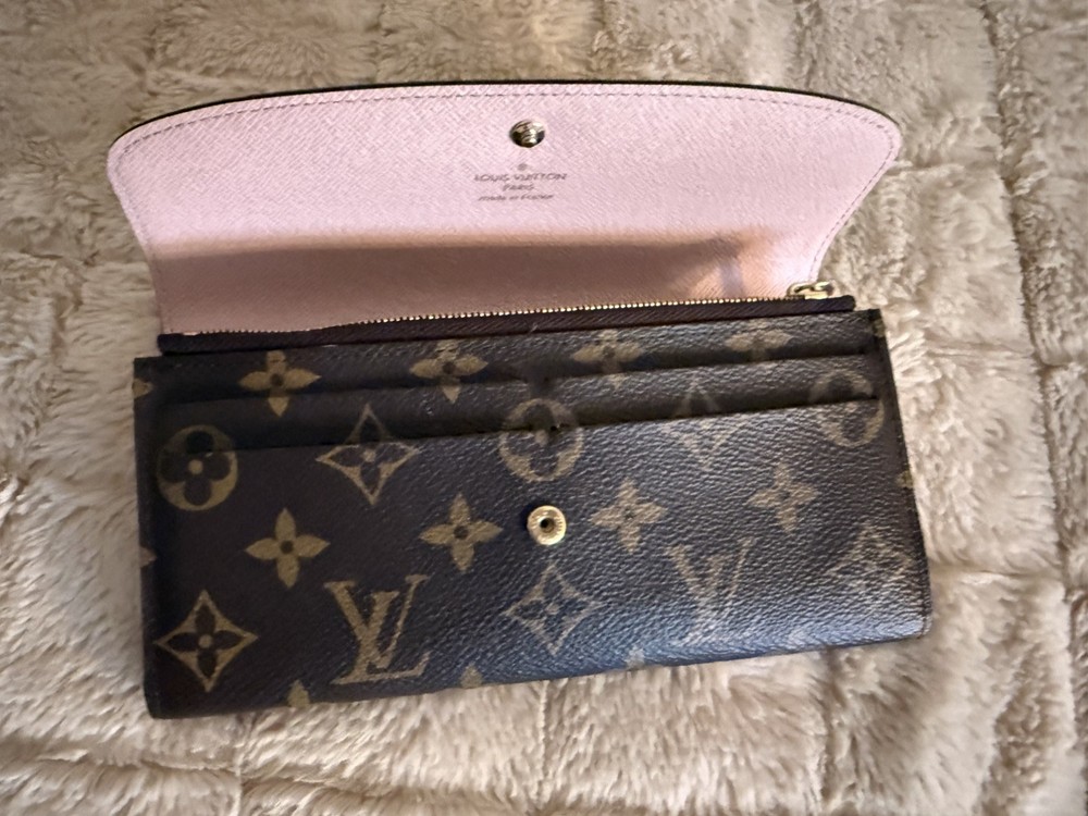 Louis Vuitton Monogram wallet