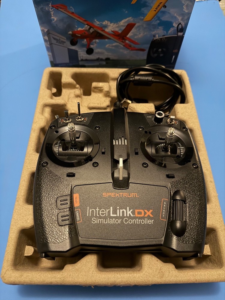 RealFlight RF 9.5s Flight Simulator with Spektrum Interlink-DX Controller