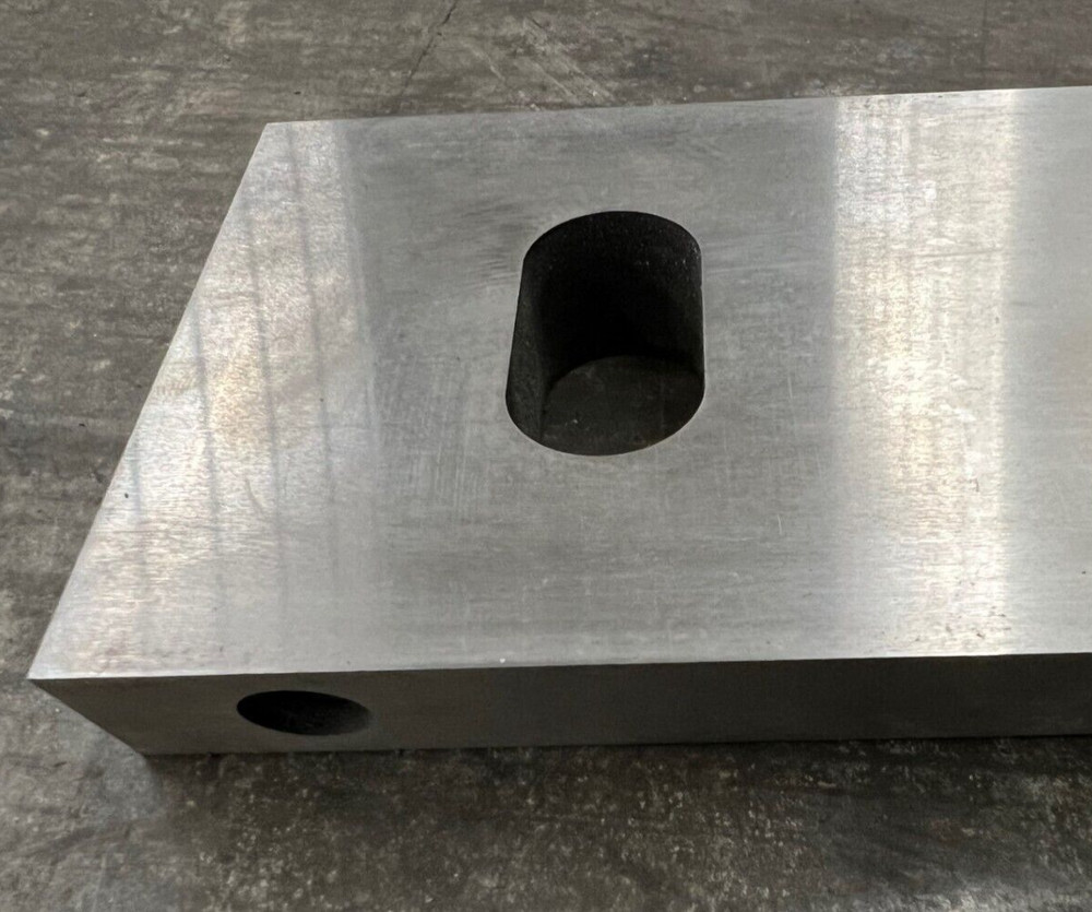 CUTTING BLADE LENGTH 46-3/8" WIDTH 3-15/16" THICKNESS 7/8"
