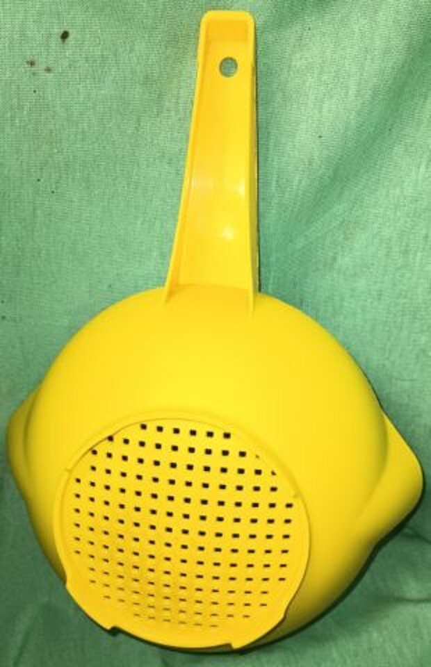 Tupperware 1 QUART COLANDER - various
