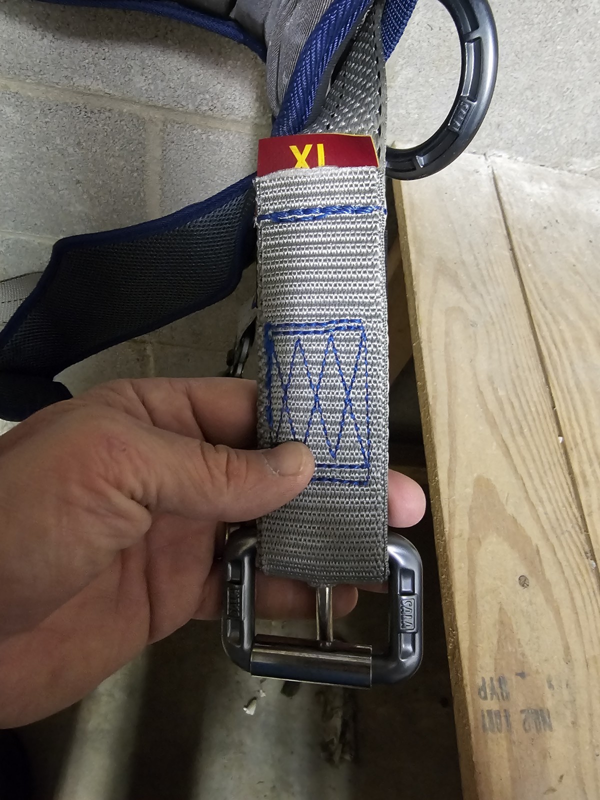 3M DBI-SALA EXOFIT STRATA XL FULL BODY HARNESS FALL PROTECTION XL BELT 1112538