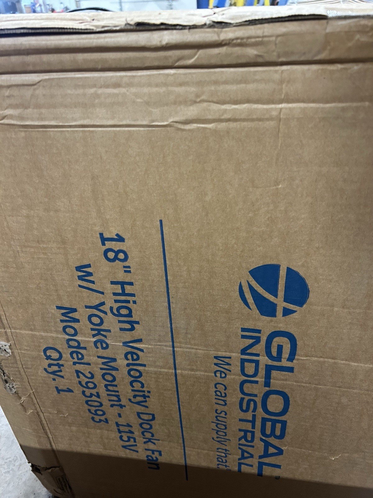 Global Industrial 18" High Velocity Drum Fan w/ Yoke Mount, 7,700 CFM, 1/2 HP