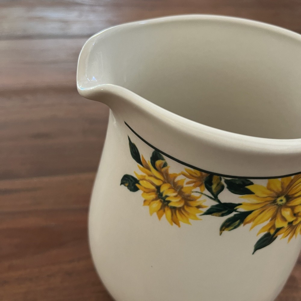 Thomson Pottery Sunflower 64 oz Pitcher