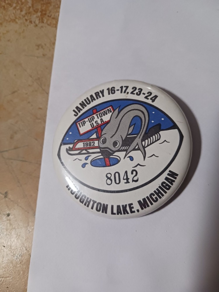 1982 Tip up Town Houston Lake Mi