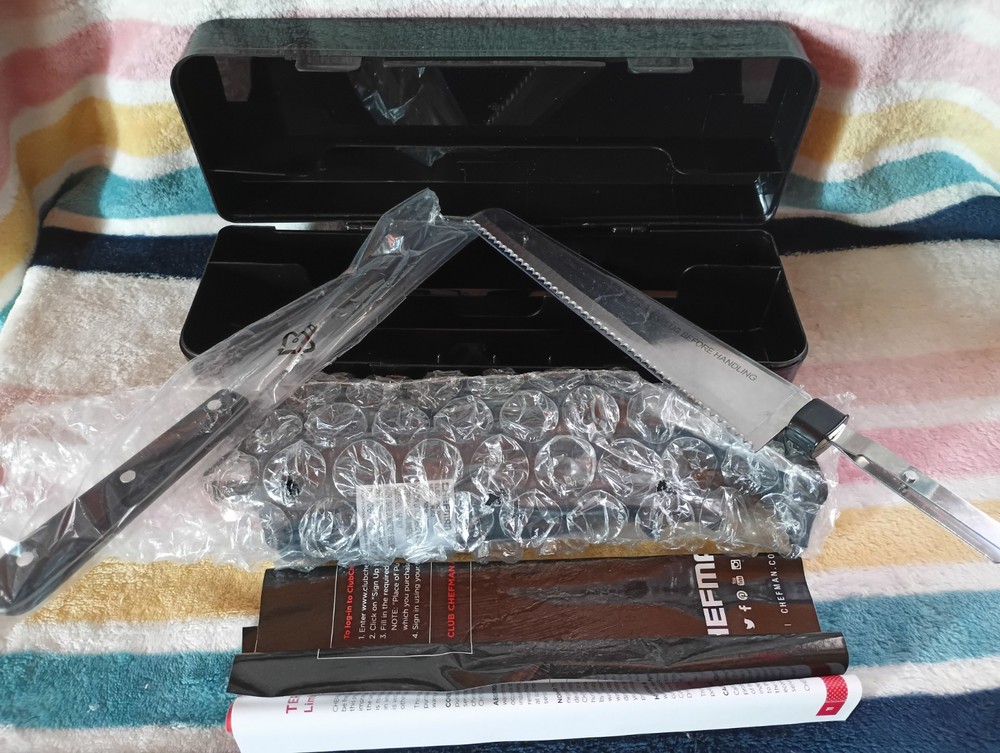 Chefman Electric Knife with Carving Fork & Case