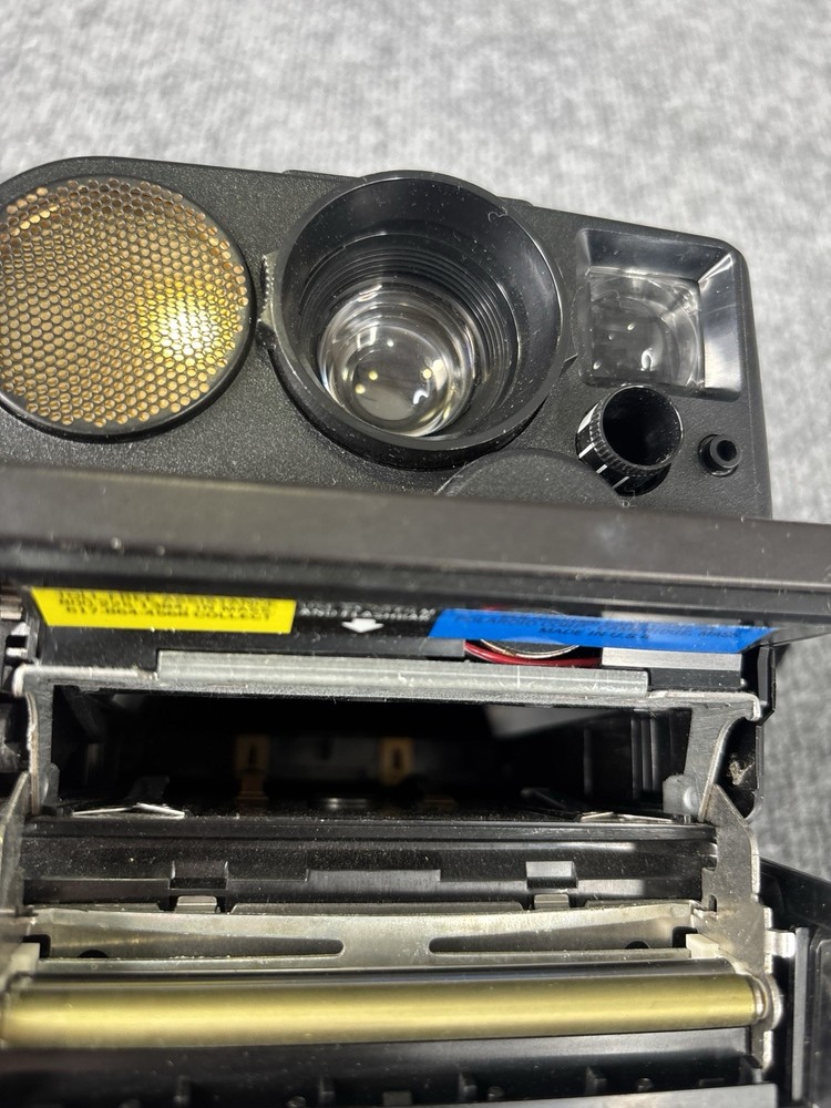 Polaroid Sonar Pronto SE Land Camera Untested