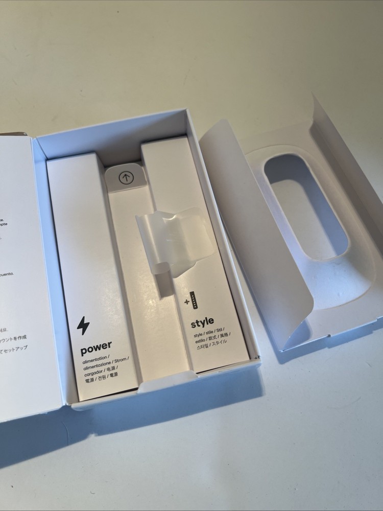 FitBit Charge 5 - Box ONLY!!! Papers Lg Band Pc