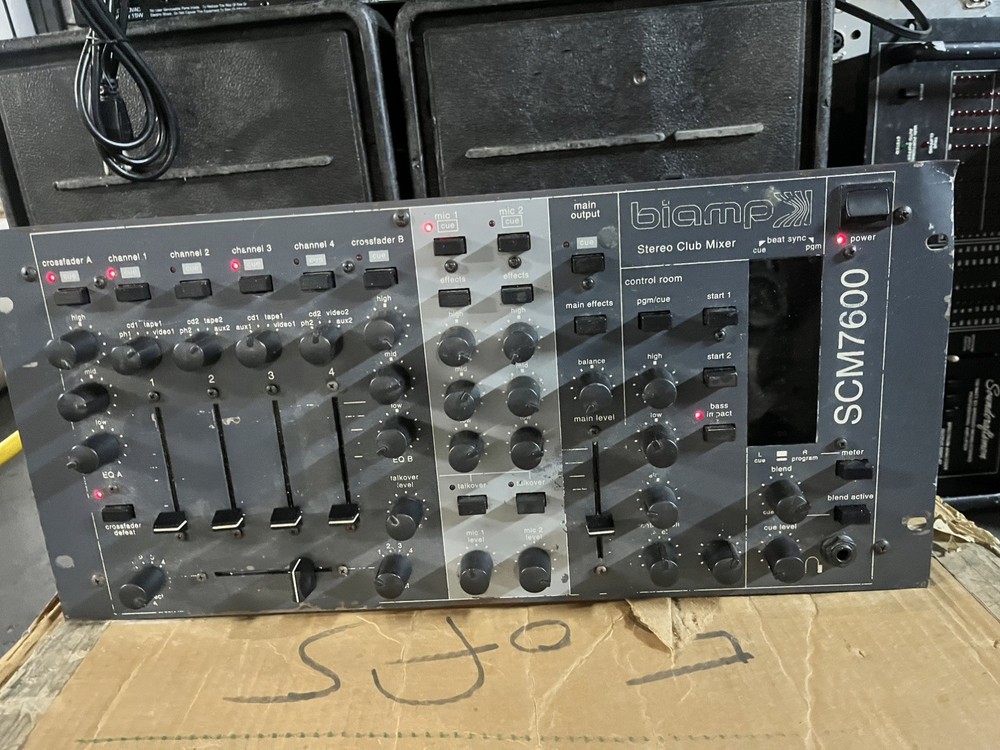 Biamp SCM7600 Pro Stereo Club Mixer