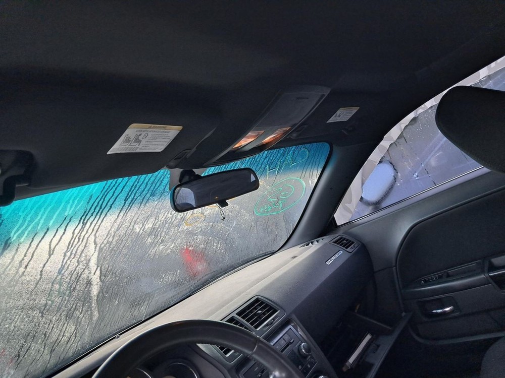 CHALLENGE 2013 Glove Box 4781013