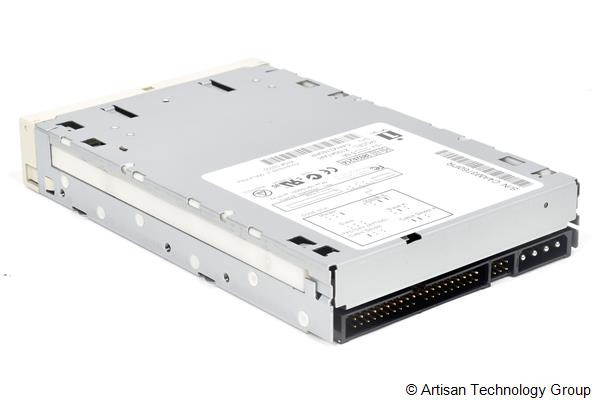 Iomega Z100ATAPI ZIP Drive