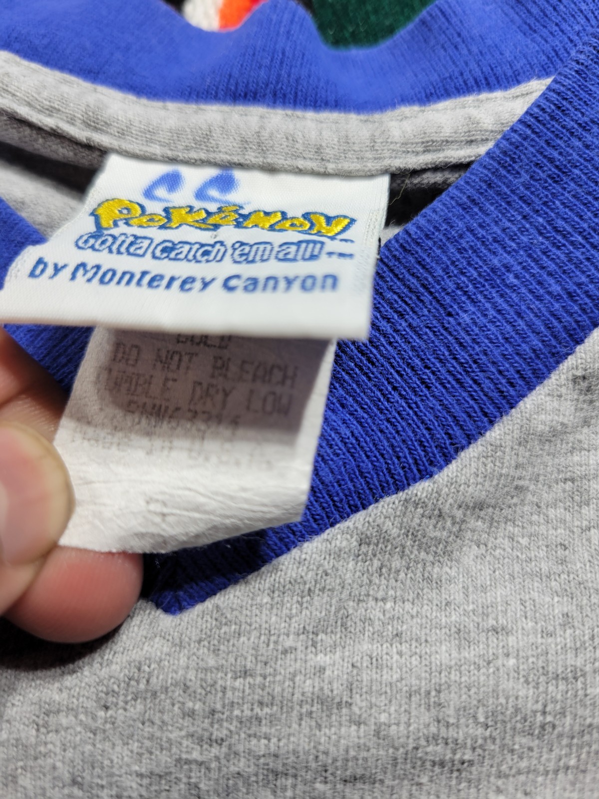 Vintage Pokemon Charzard Nintendo Long Sleeve T-Shirt Size Youth Small