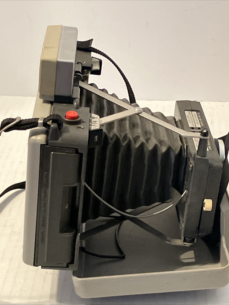 POLAROID 230 AUTOMATIC LAND CAMERA W/ Manual-UNTESTED- As-is