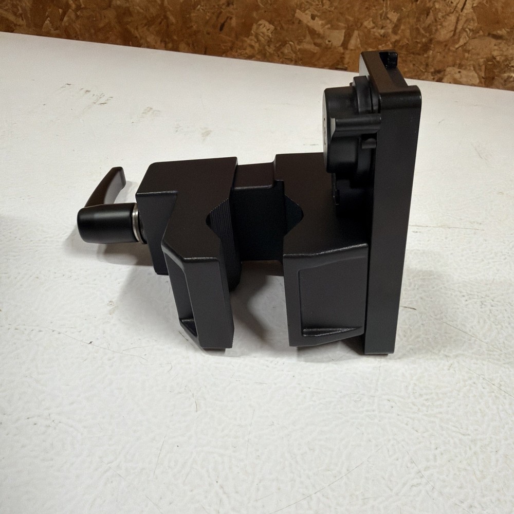 Aputure Quick-Release Lightning Clamp (Control Box to C-Stand Clamp)