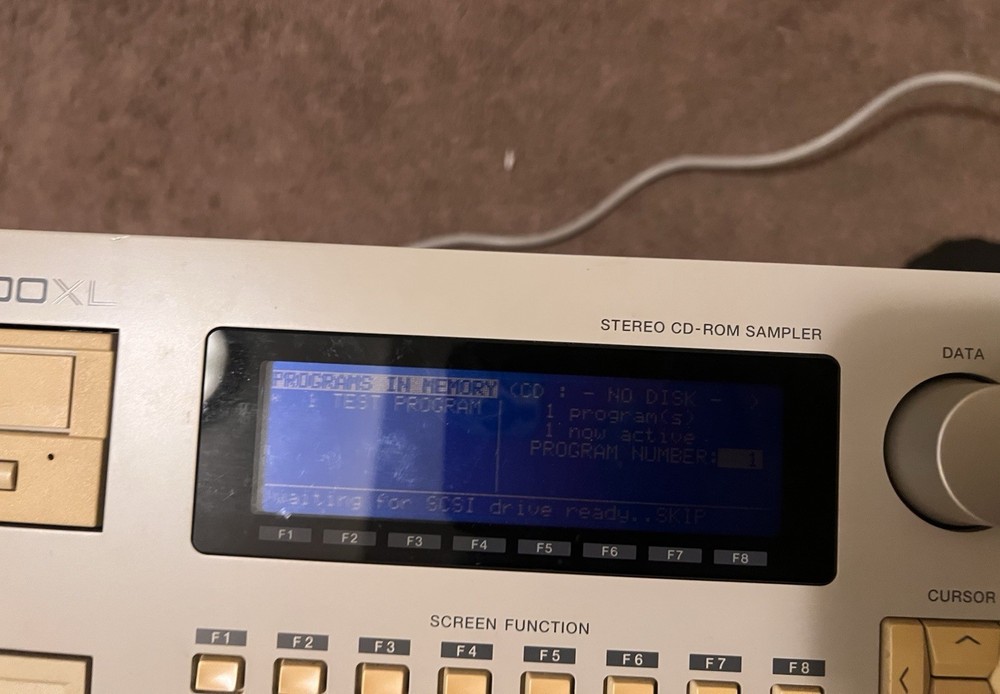 Akai Cd3000xl Sampler (Please Read)