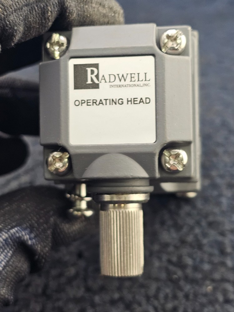 RADWELL RAD00610: Limit Switch, 2 NONC Neutral - Rotary Head - CWCCW - Standard