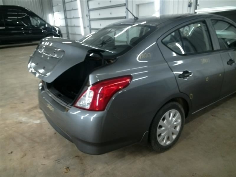 VERSA 2016 High Mounted Stop Light 104511309