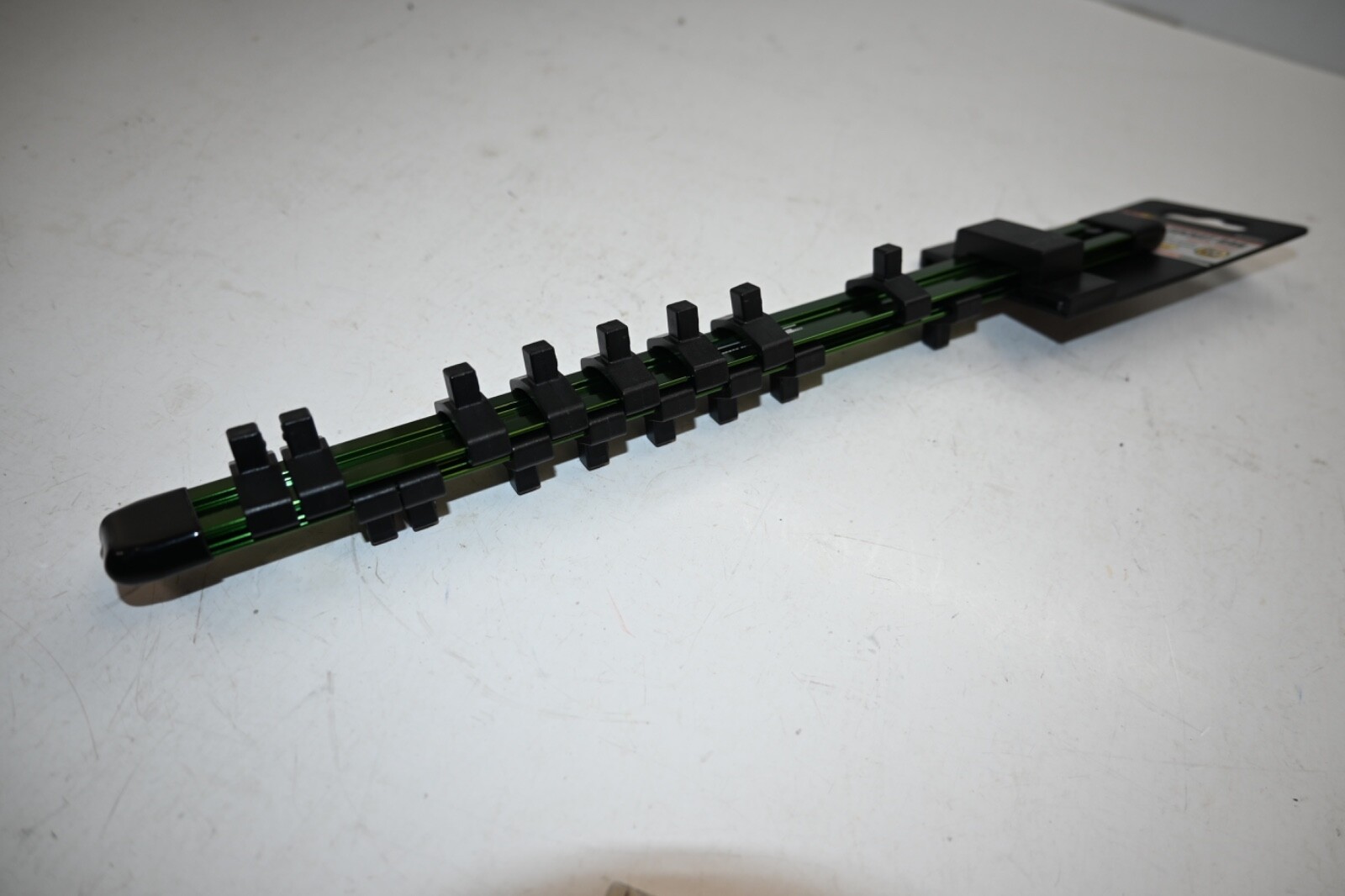 Performance Tool 1/4" Drive Aluminum Socket Rail holds 18 Sockets Rail