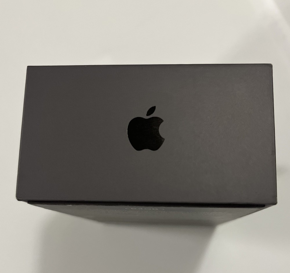 Space Gray Apple iPhone 8 64gb Excellent Condition BOX ONLY