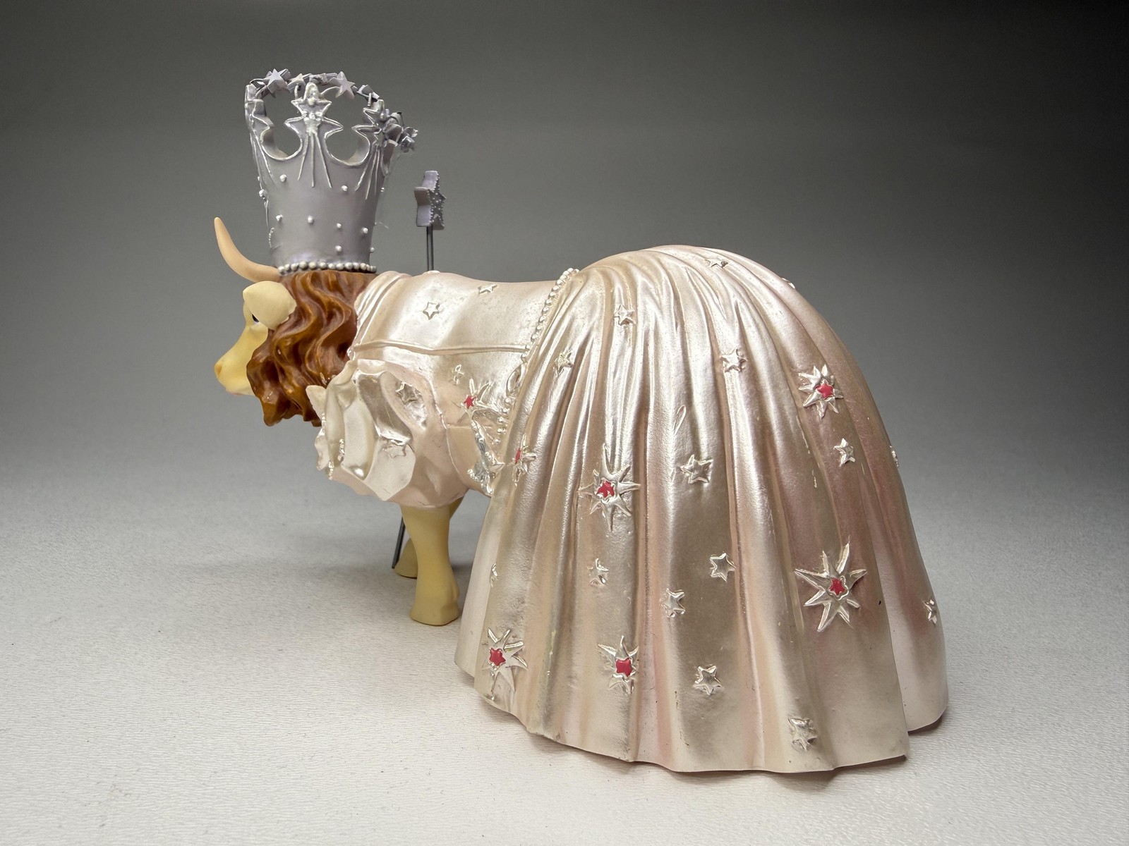 CowParade Glinda The Good Witch Cow Figurine 7723 2005 Wizard Of Oz Damaged READ
