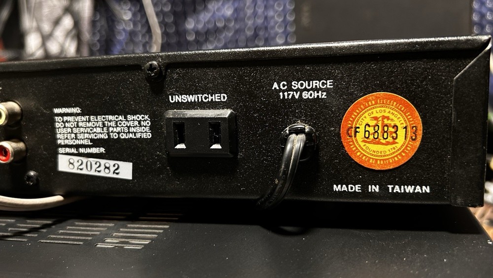 AUDIOSOURCE EQ EIGHT EQUALIZER