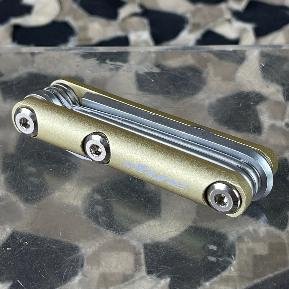 NEW Dye Core Multi Tool - Gold