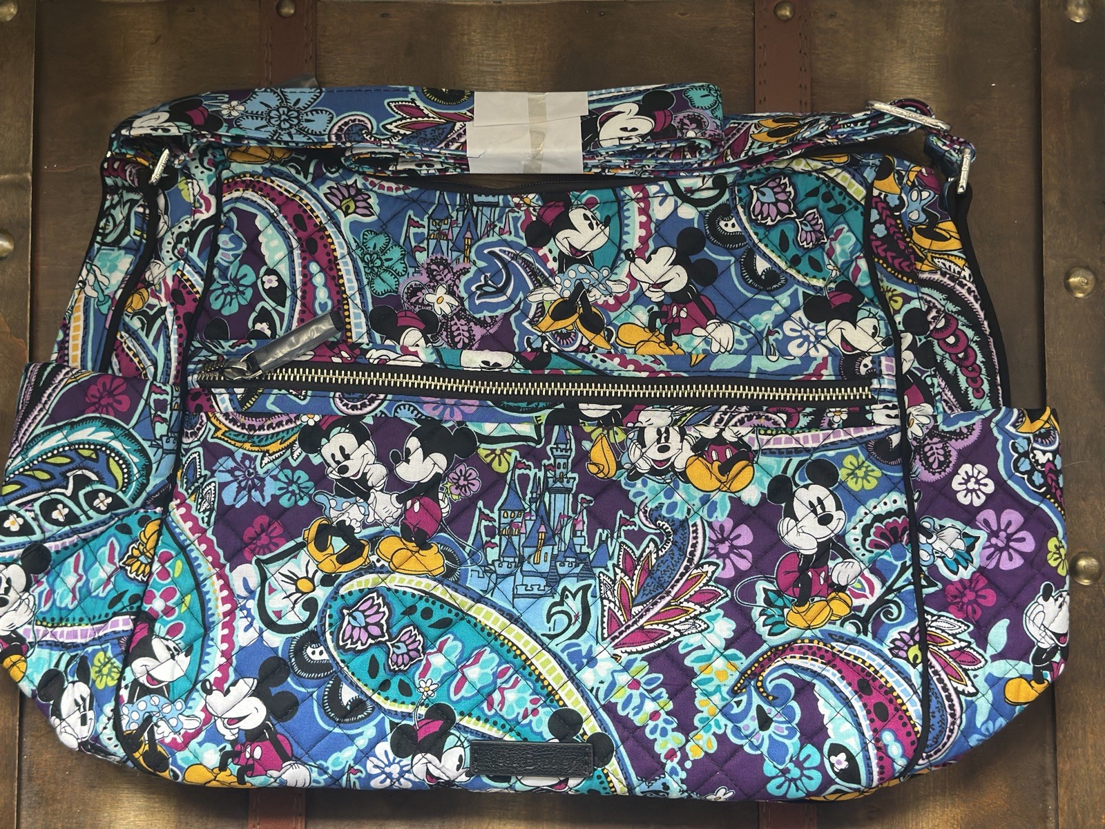 NWT Disney Vera Bradley Mickey Mouse Celebration Large On The Go Crossbody