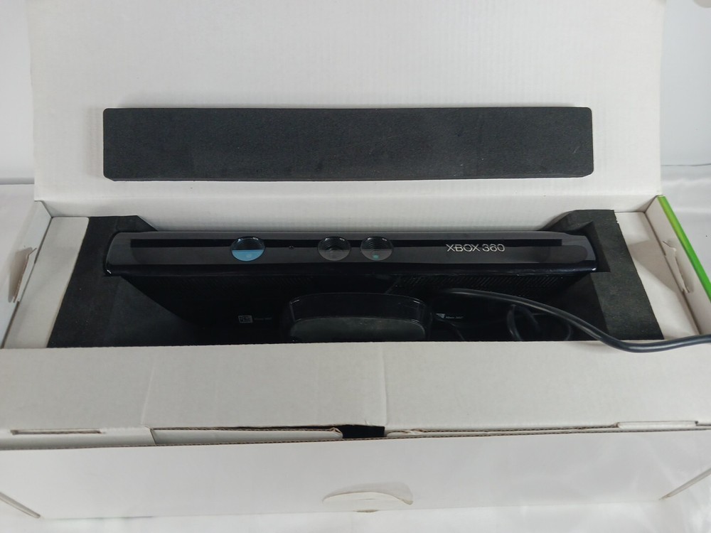 XBOX 360 KINECT Sensor Microsoft Open Box Game Not Included